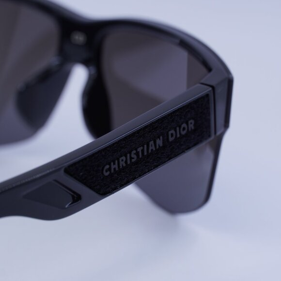 🕶️ New Dior DIORXTREM M2U 10A4 Sunglasses - Black Frame, Blue Lenses - Picture 5 of 10